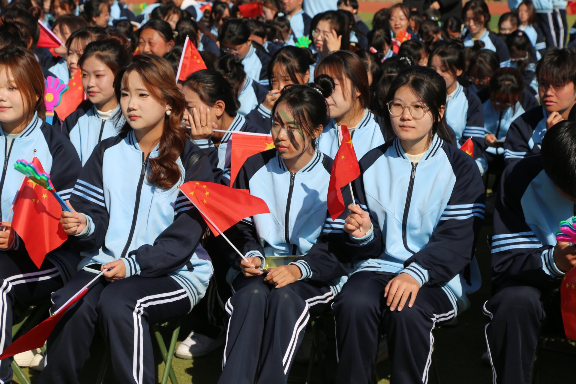 对竹村村委会协办的“幸福对竹 相伴成